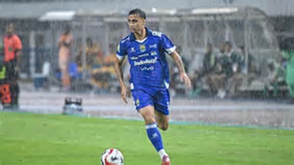 Eliano Reijnders Dilepas Pec Zwolle! Persib Bandung Berhasil Mendapatkan Bintang Eredivisie Ini!